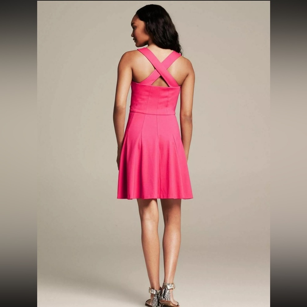 Banana Republic Cross Back Ponte Fit-and-Flare Black Dress size 4P $130 NWT - Picture 5 of 8